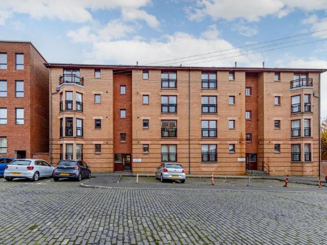 3 bedroom apartment for sale