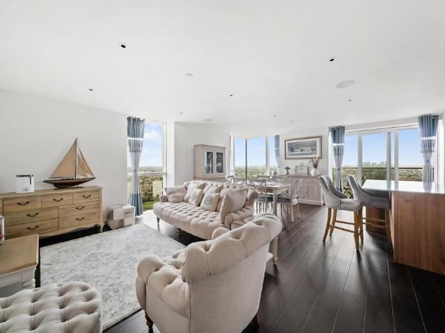 3 bedroom apartment for sale