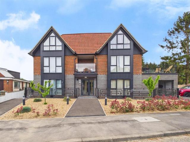 3 bedroom apartment for sale