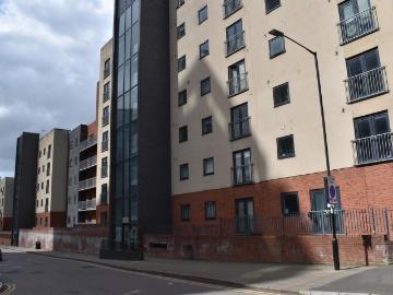 Chapeltown Street M1 Manchester, M4 - Equipped kitchen