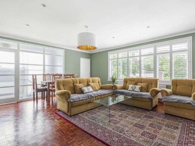 3 bedroom apartment for sale