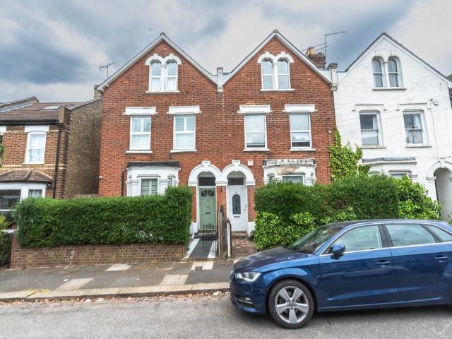 3 bedroom apartment for sale