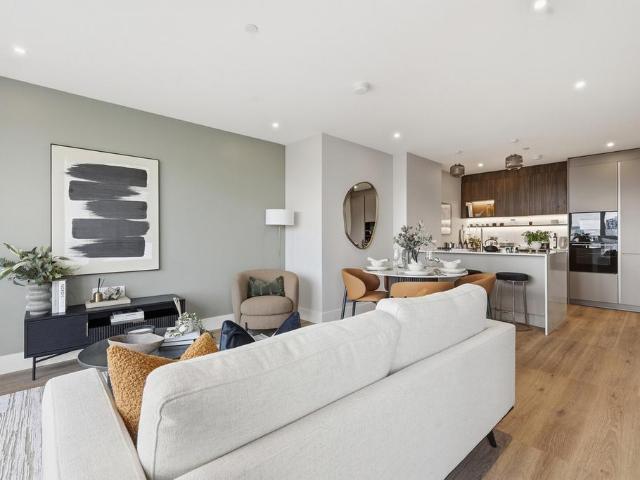 3 bedroom apartment for sale