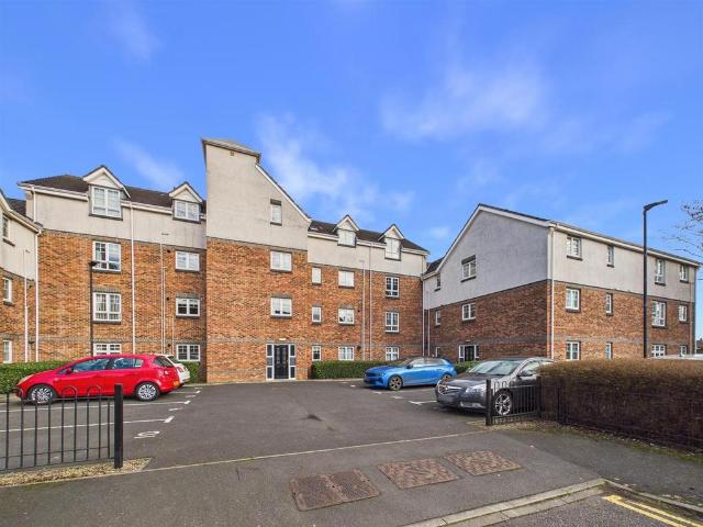3 bedroom apartment for sale
