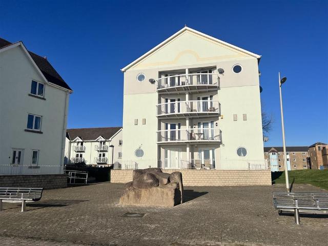 3 bedroom apartment for sale