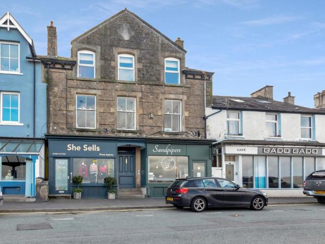 3 bedroom apartment for sale