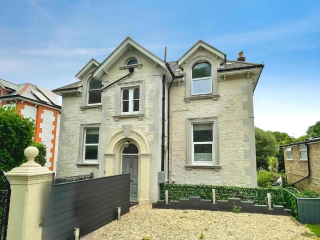 3 bedroom apartment for sale