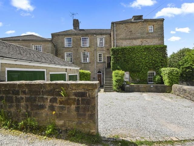 3 bedroom apartment for sale