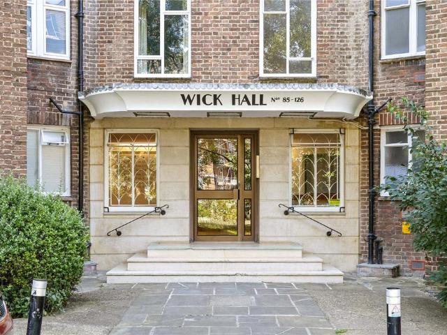 3 bedroom apartment for sale