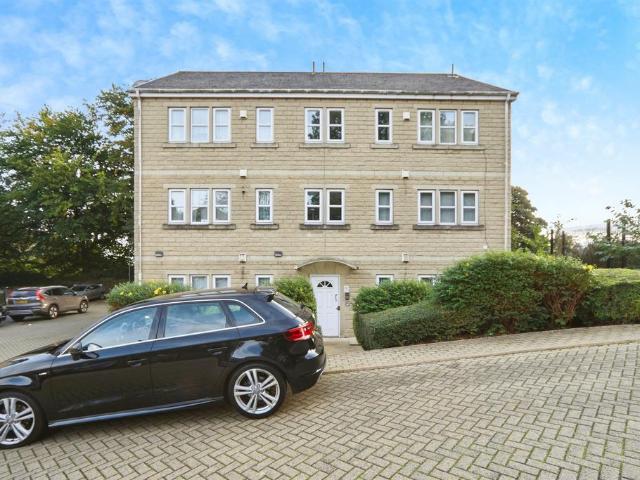 3 bedroom apartment for sale