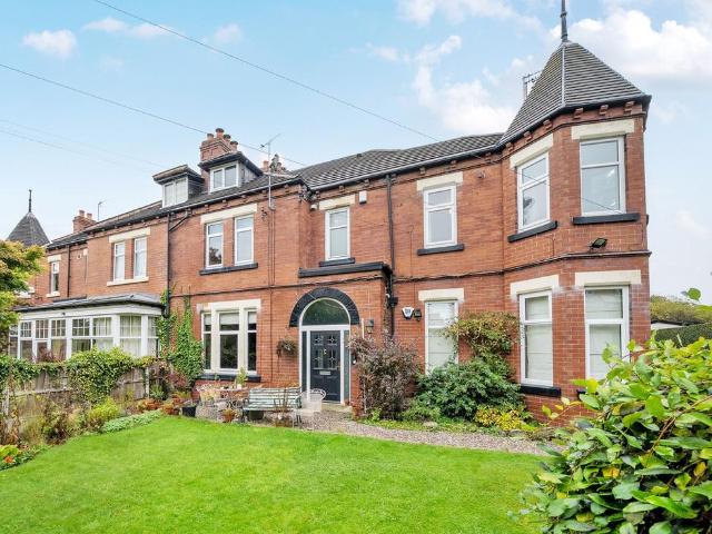 3 bedroom apartment for sale