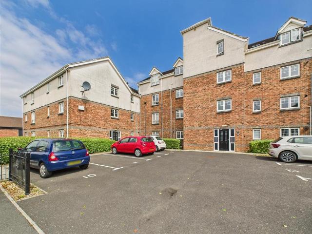 3 bedroom apartment for sale