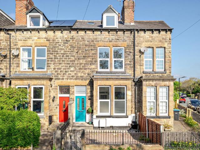 3 bedroom apartment for sale