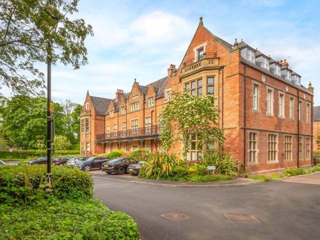3 bedroom apartment for sale