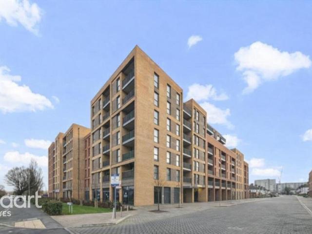 3 bedroom apartment for sale