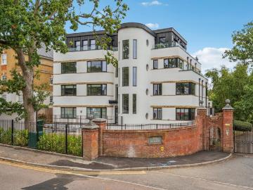3 bedroom apartment for sale