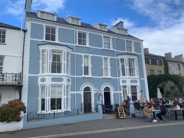 3 bedroom apartment for sale