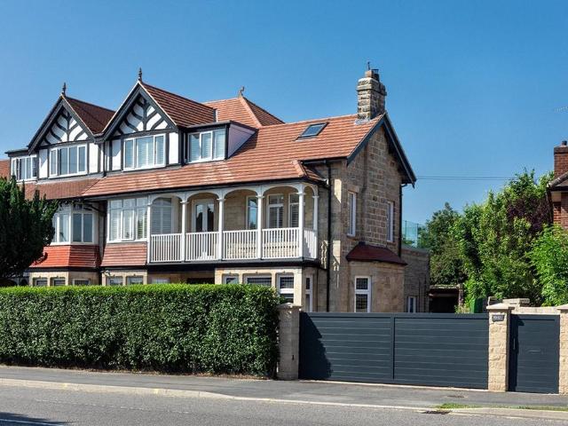 4 bedroom apartment for sale