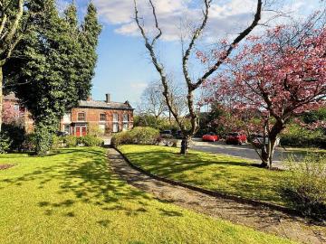 3 bedroom apartment for sale
