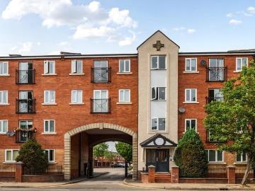3 bedroom apartment for sale