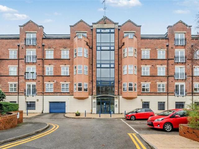 3 bedroom apartment for sale
