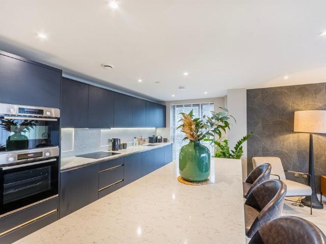 3 bedroom apartment for sale