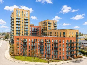 3 bedroom apartment for sale