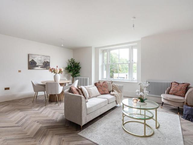 3 bedroom apartment for sale