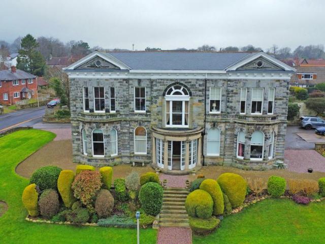 3 bedroom apartment for sale