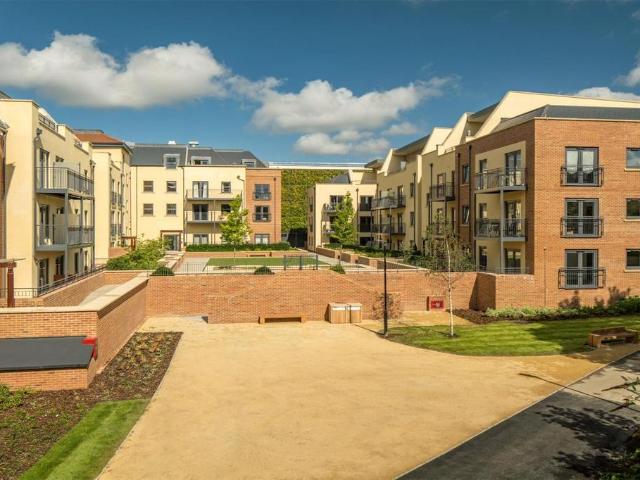 3 bedroom apartment for sale