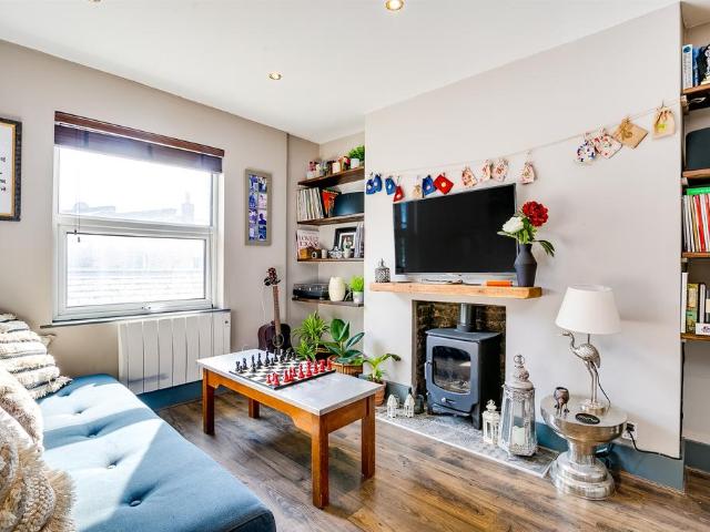 3 bedroom apartment for sale