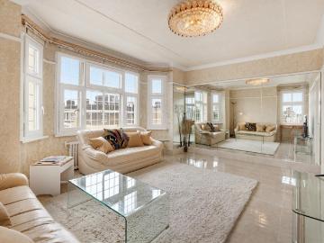 3 bedroom apartment for sale
