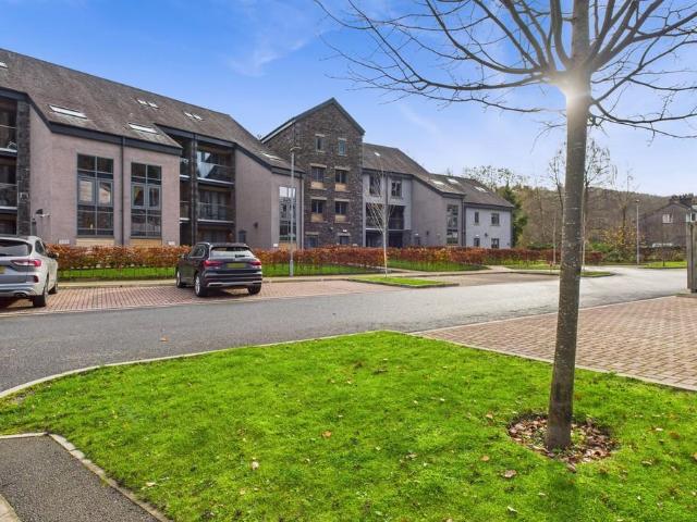 3 bedroom apartment for sale
