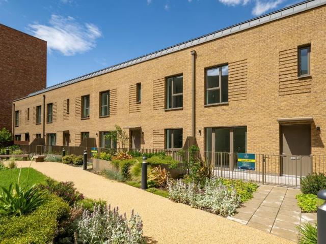 3 bedroom apartment for sale