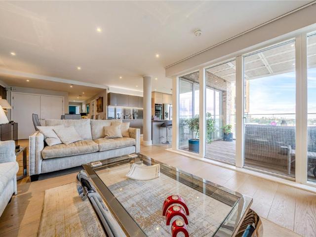 3 bedroom apartment for sale