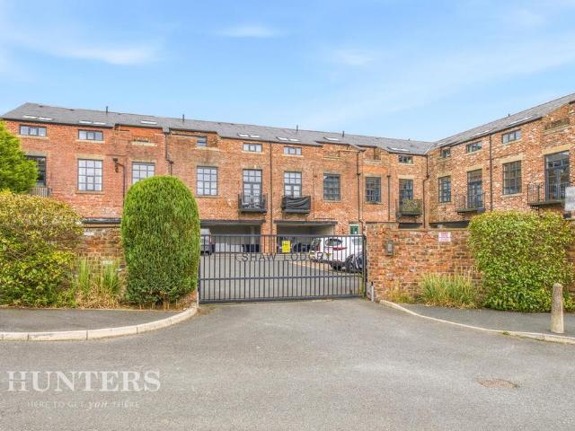 3 bedroom apartment for sale