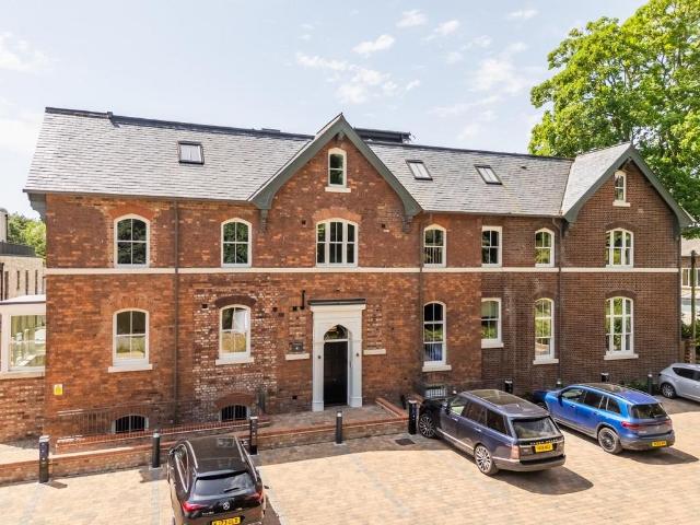 3 bedroom apartment for sale