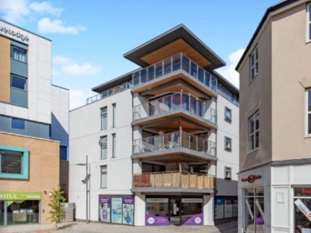 3 bedroom apartment for sale