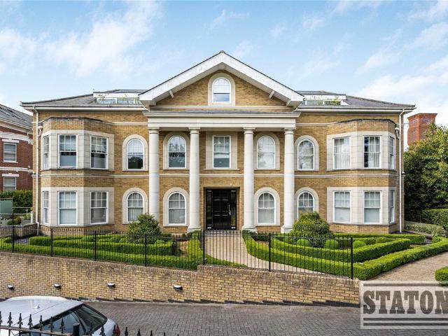 3 bedroom apartment for sale