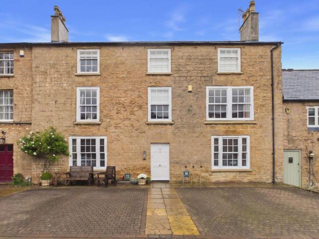 3 bedroom apartment for sale