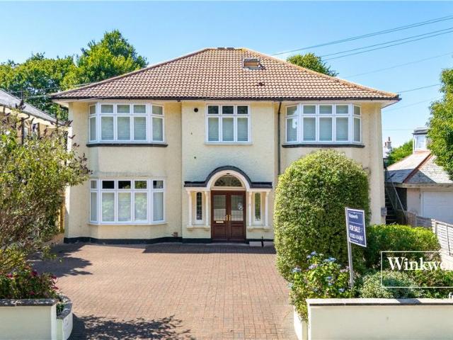 3 bedroom apartment for sale
