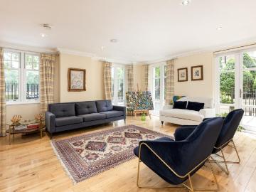 3 bedroom apartment for sale