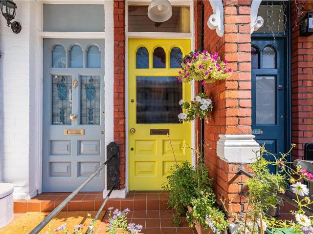 3 bedroom apartment for sale