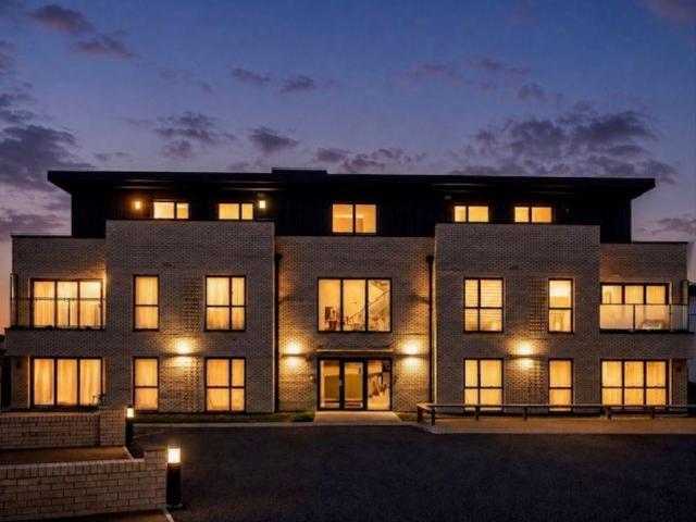 3 bedroom apartment for sale