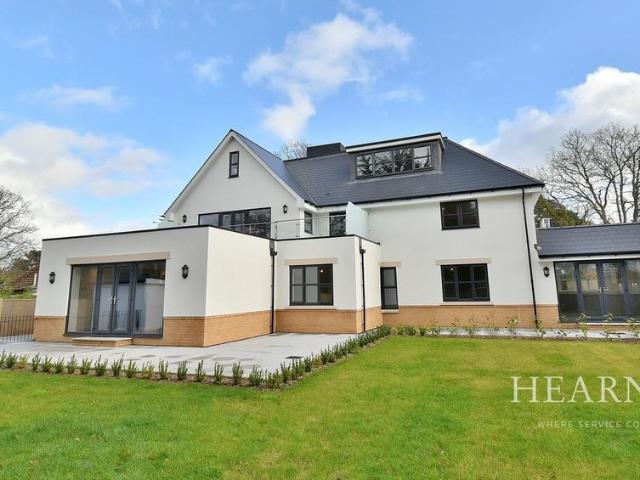 3 bedroom apartment for sale