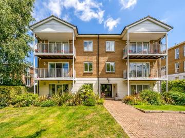 3 bedroom apartment for sale