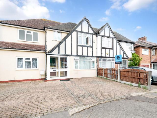 3 bedroom apartment for sale