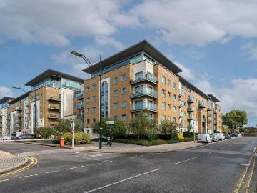 3 bedroom apartment for sale