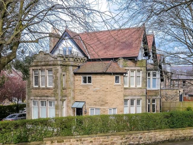 3 bedroom apartment for sale
