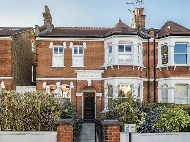 3 bedroom apartment for sale